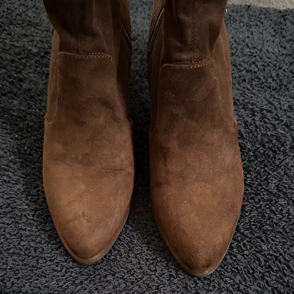 Marc Fisher Rich Brown faux Suede Heeled Boots - Picture 2 of 7